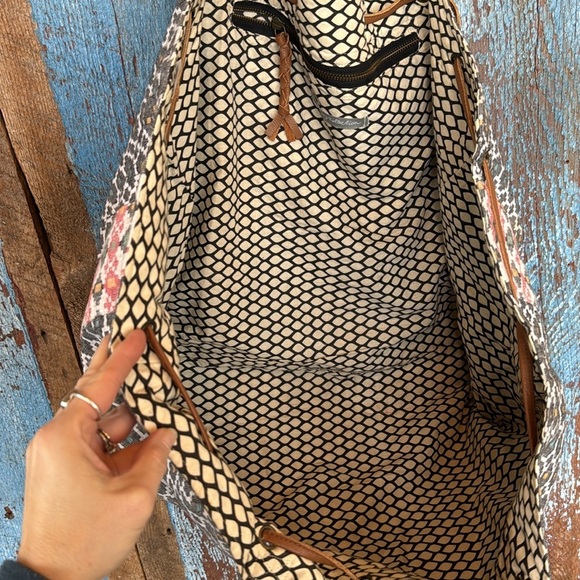 Noonday Collection Nepali Bag - Picture 6 of 9